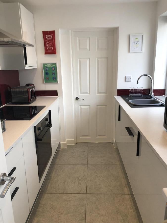 Highfield House - 1 Bed-Sleeps 2-Tjs20Hh Apartment Ilfracombe Luaran gambar